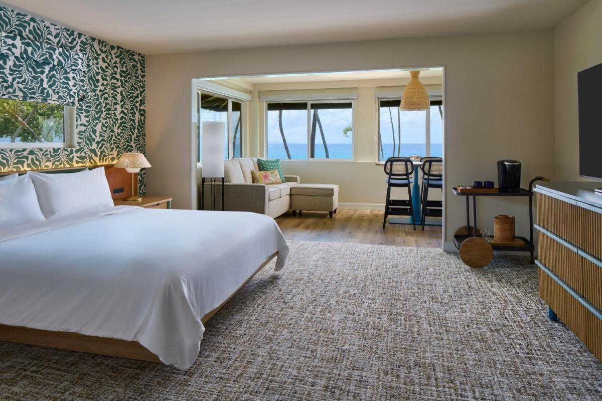 Royal Lahaina Resort & Bungalows