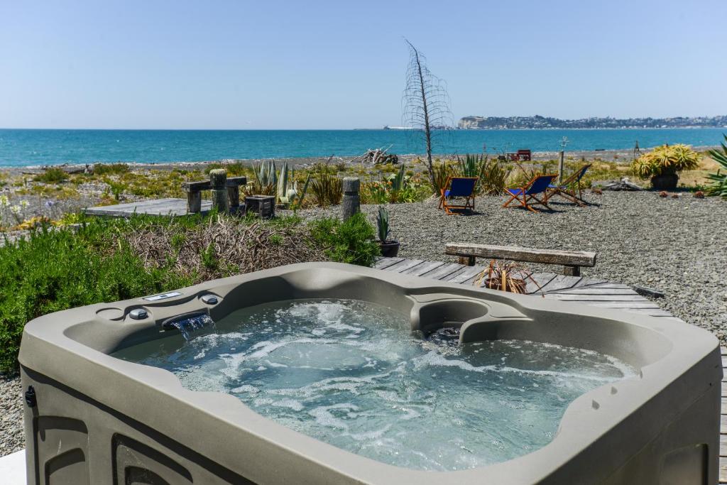 Image 2 of Absolute Beachfront B&B