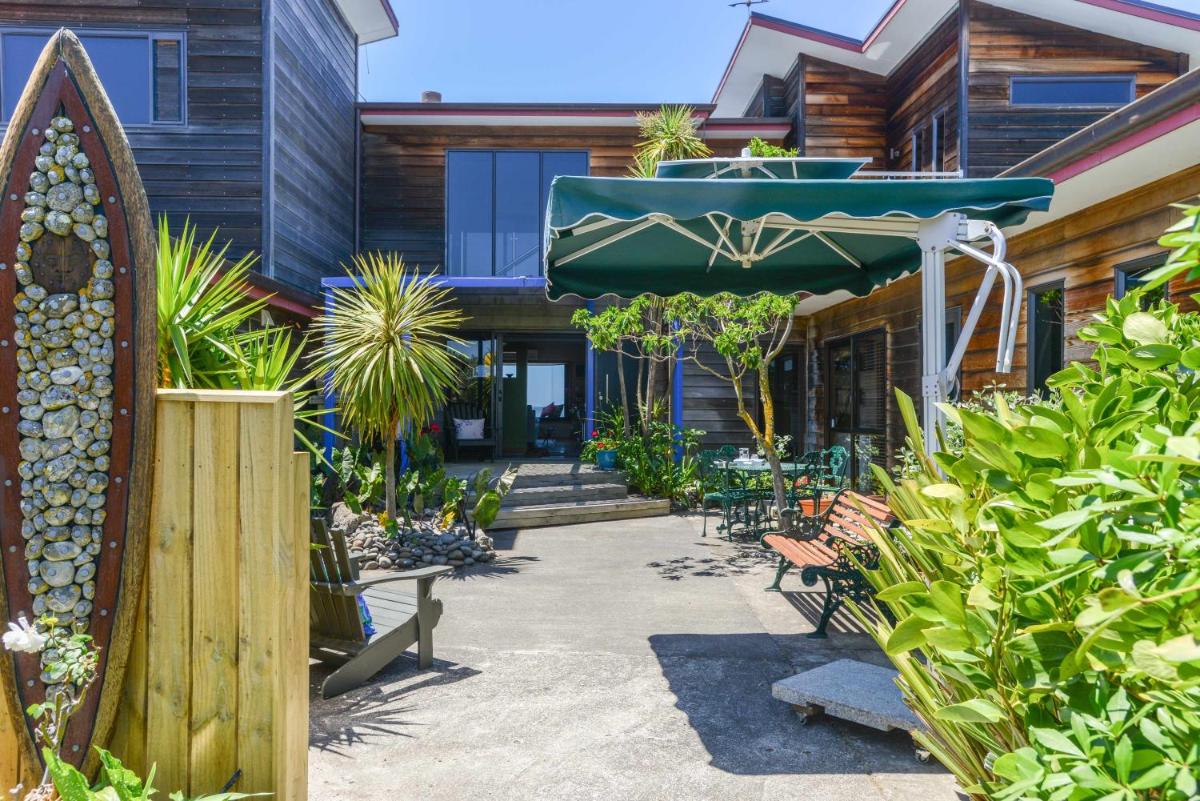 Image 3 of Absolute Beachfront B&B