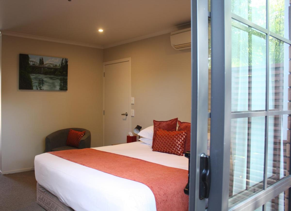 Image 2 of Albert Court Motor Lodge