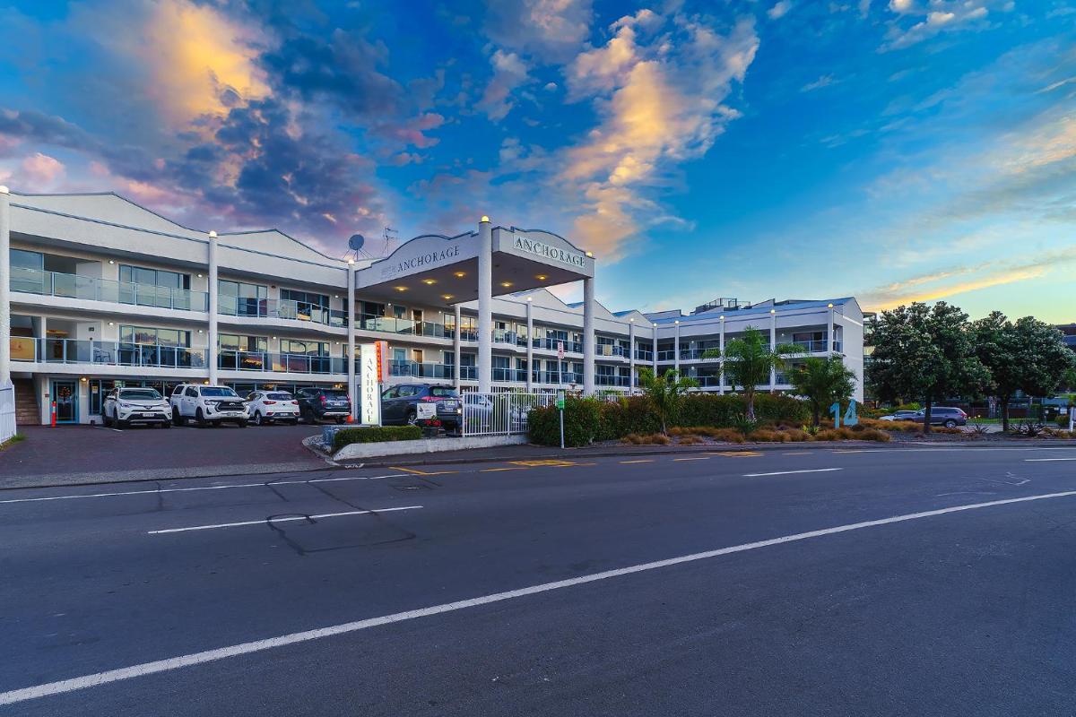 Image 6 of Anchorage Motor Lodge