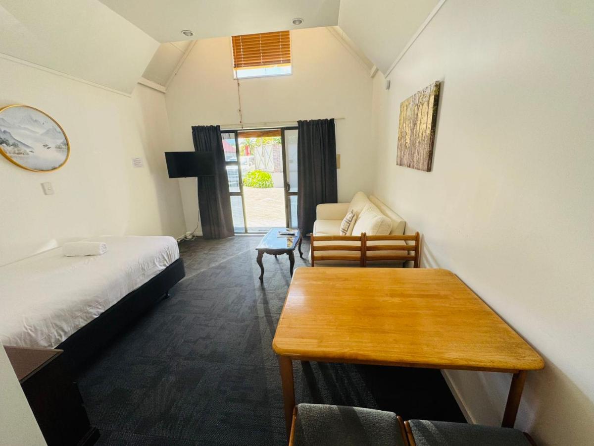 Image 4 of Apex On Fenton Motel