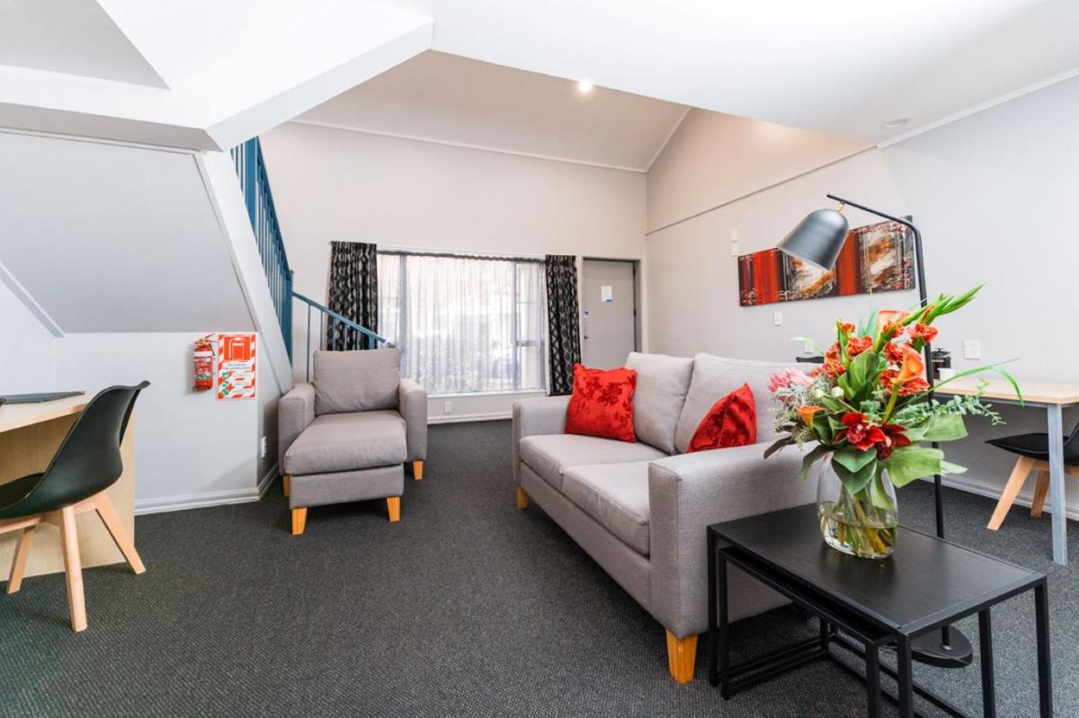 Image 4 of Aubyn Court Spa Motel