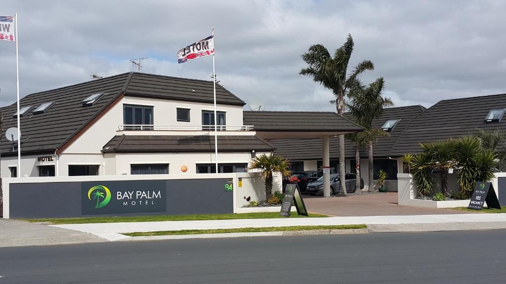 Image 1 of Bay Palm Motel