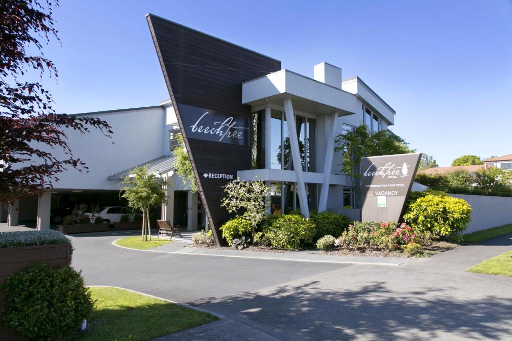 Image 2 of Beechtree Motel