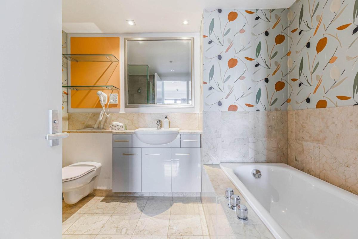 Image 3 of Boutique Apartment in the Heart of Auckland