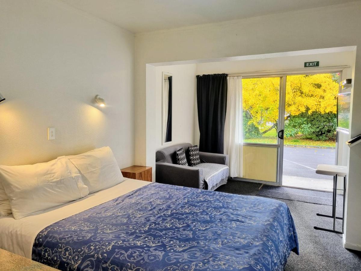 Image 2 of Cambrian Lodge Motel