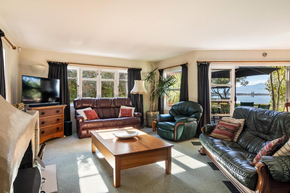 Image 5 of Camelot Island Retreat