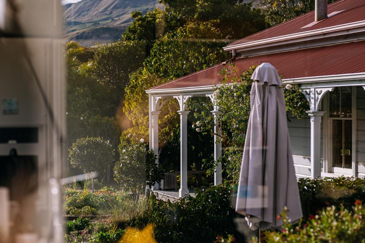 Image 5 of Cape South Estate – International award-winning country estate with Pacific views