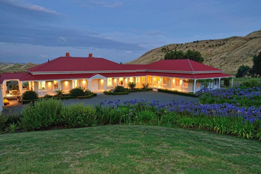 Image 2 of Cape South Estate – International award-winning country estate with Pacific views