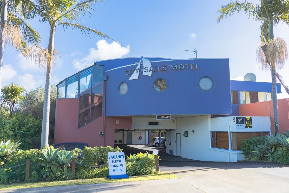Image 6 of City of Sails Motel