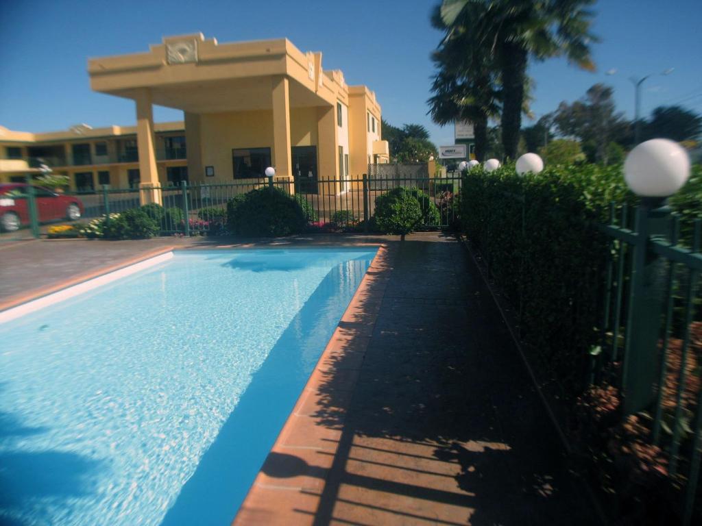 Image 2 of Deco City Motor Lodge