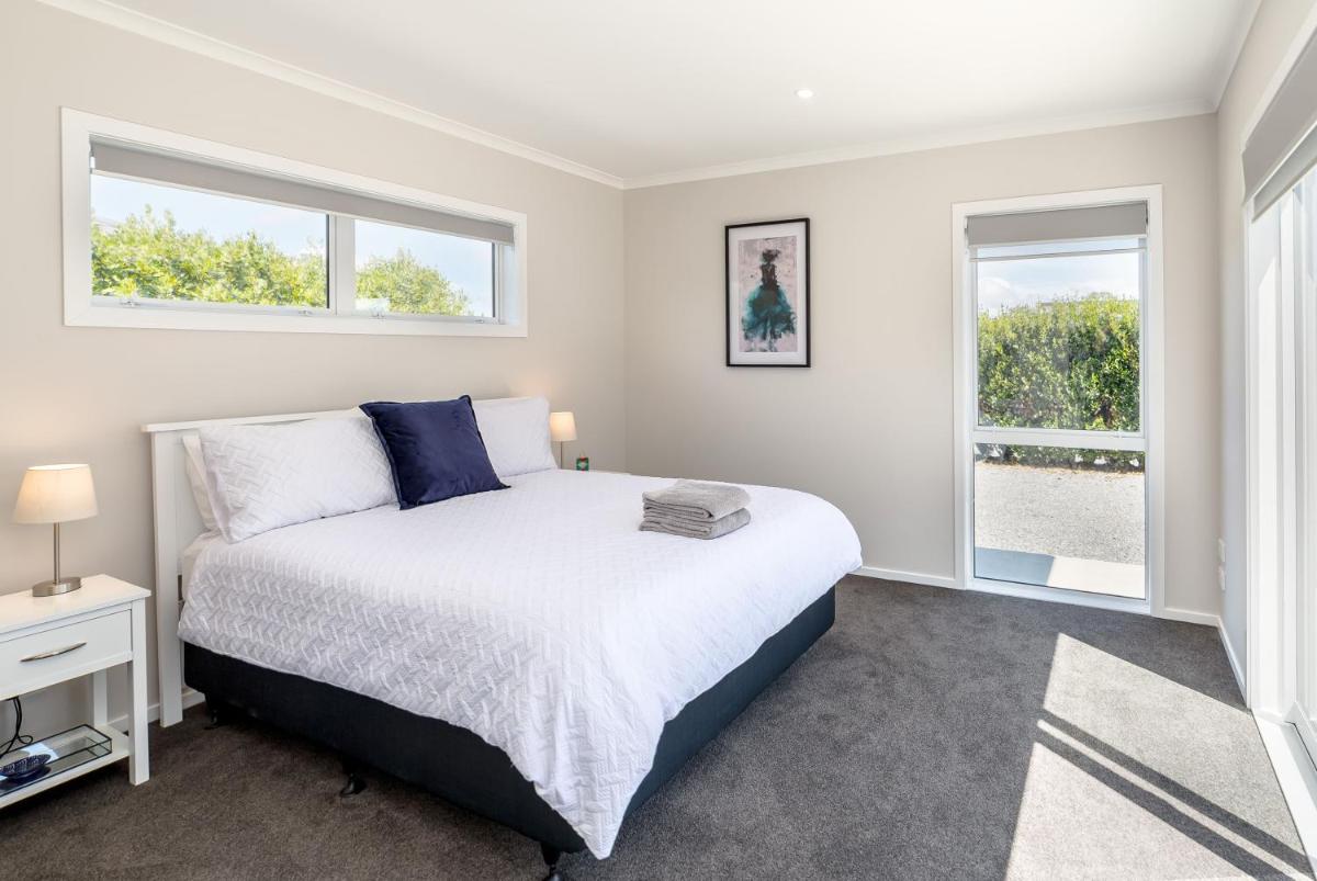 Image 2 of Easy Days Martinborough