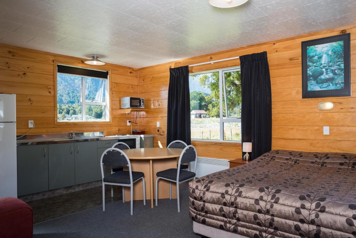Image 4 of Fox Glacier TOP 10 Holiday Park & Motels