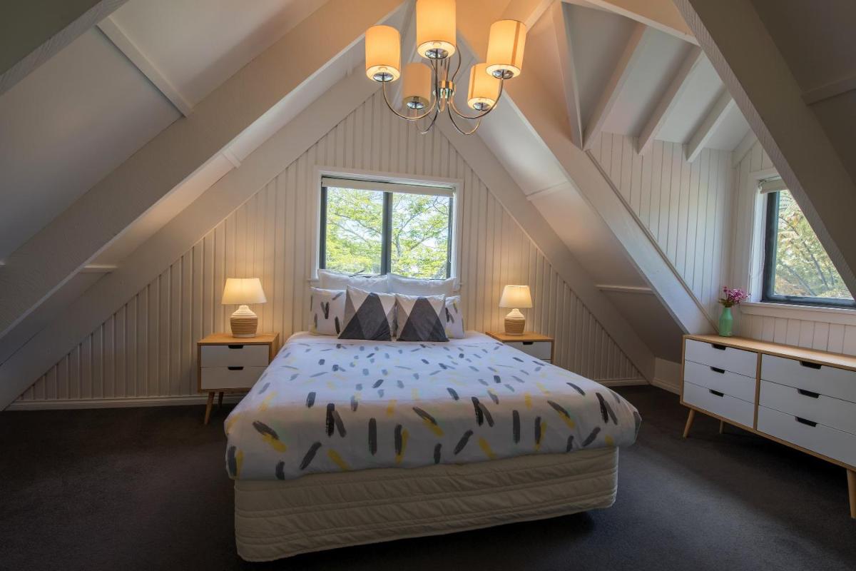 Image 2 of Gemini Lodge