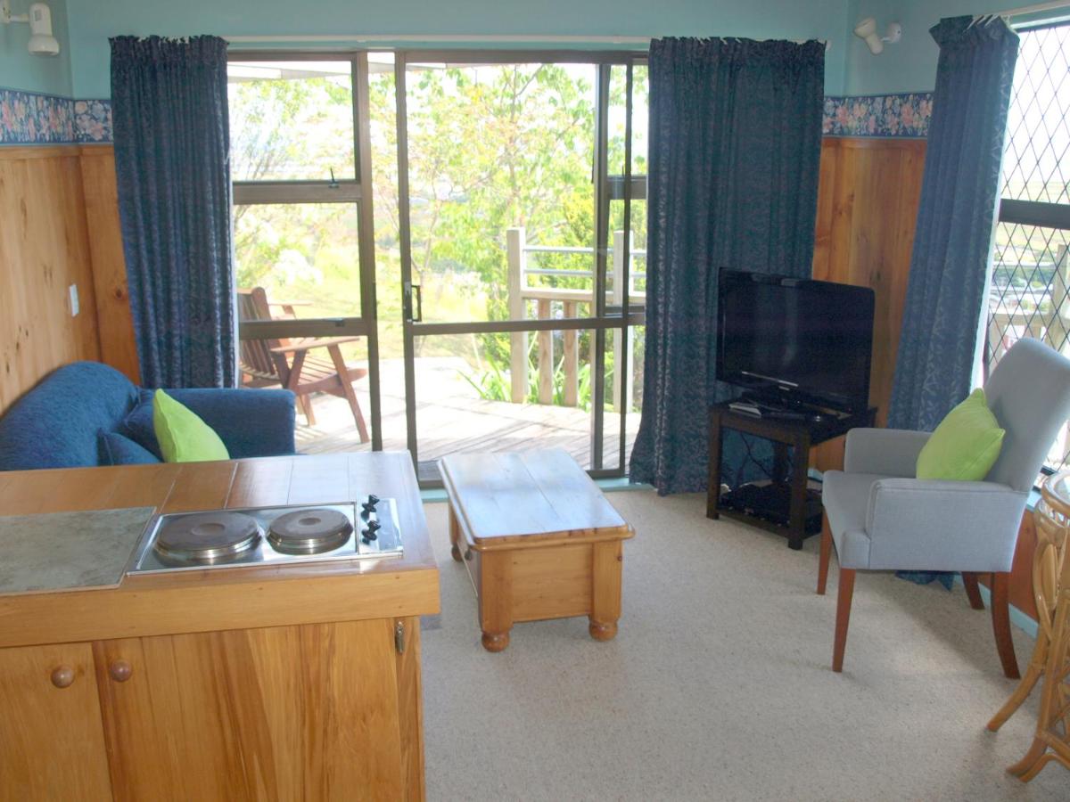 Image 6 of Grafton Cottage & Chalets