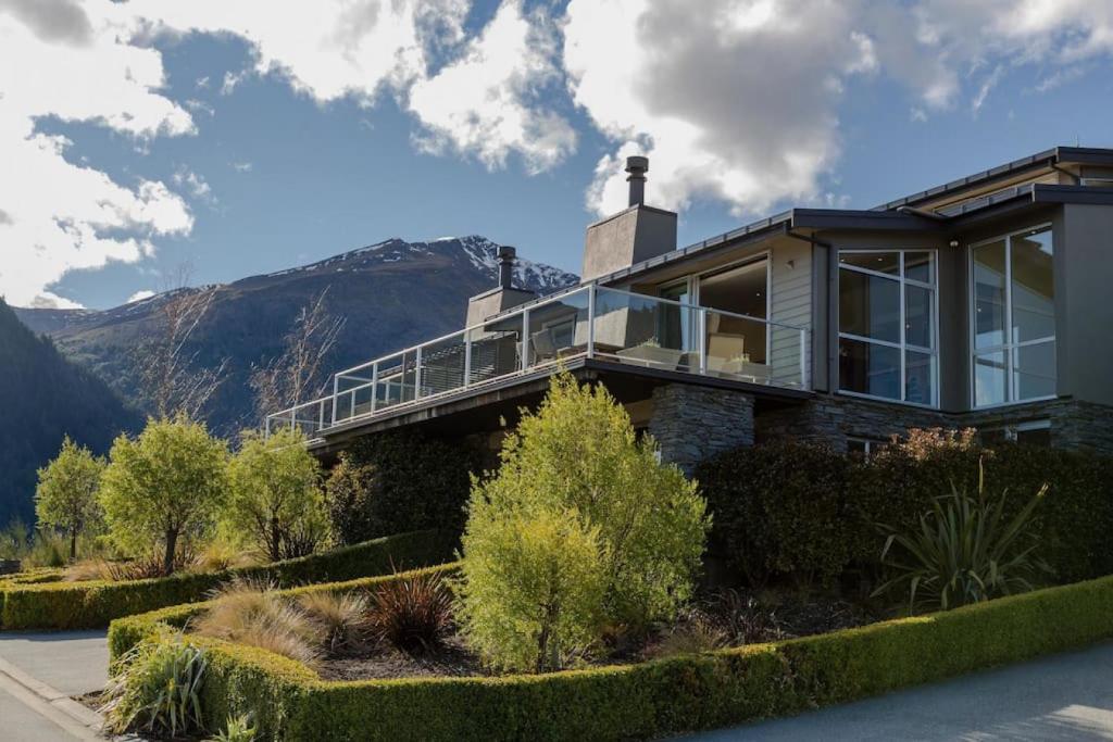 Image 2 of Lake View Villa, Great location and Amazing views