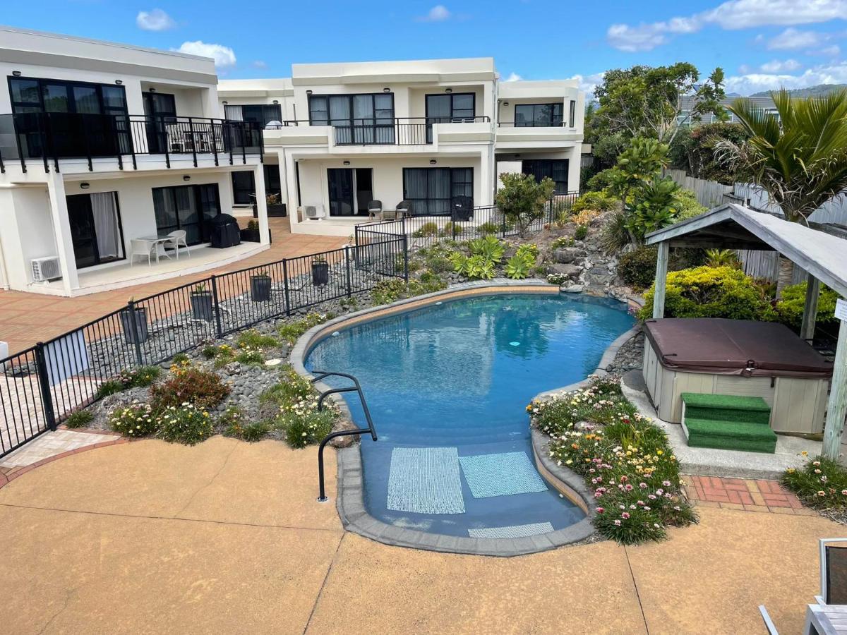 Image 2 of Ocean Breeze Resort Pauanui