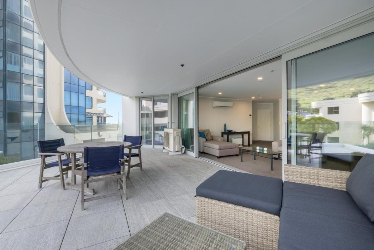 Image 5 of Oceanside Apartment with Garden Views