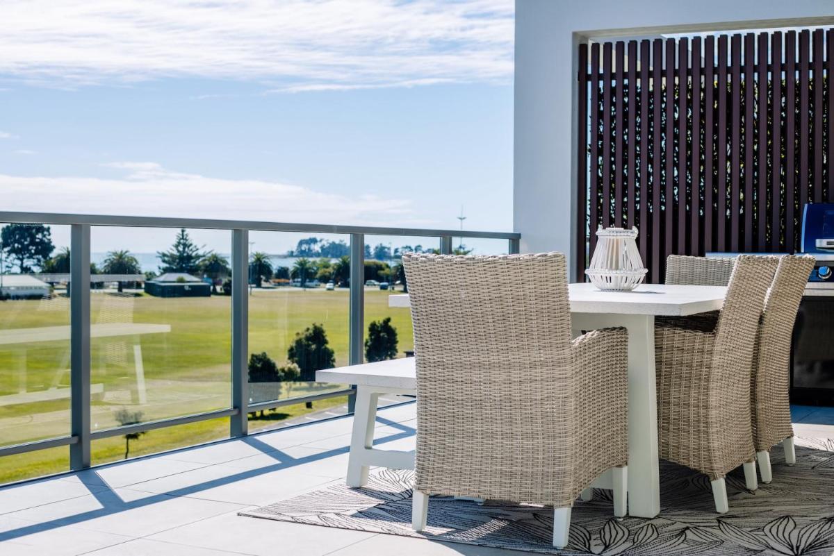 Image 4 of Oceanview Retreat