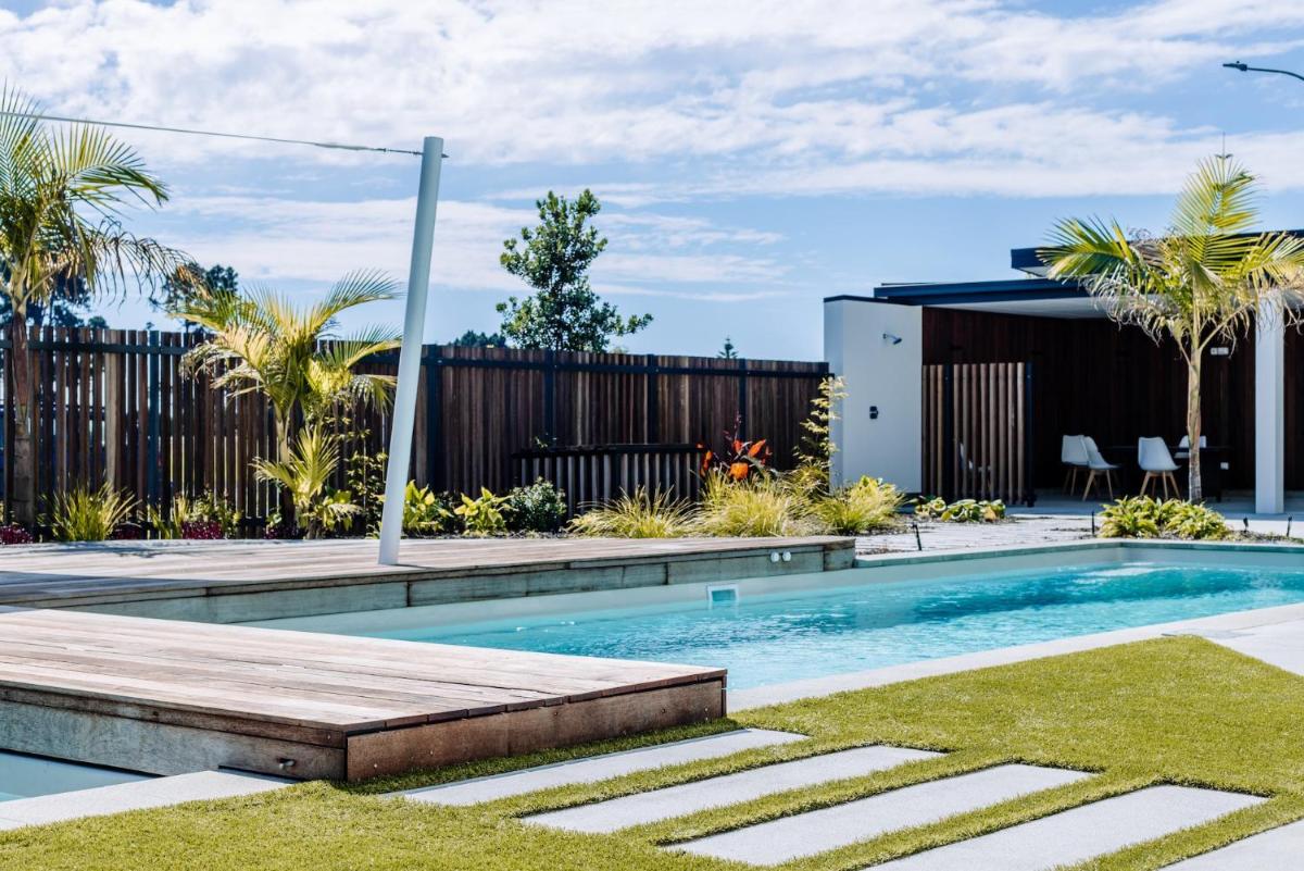Image 2 of Oceanview Retreat