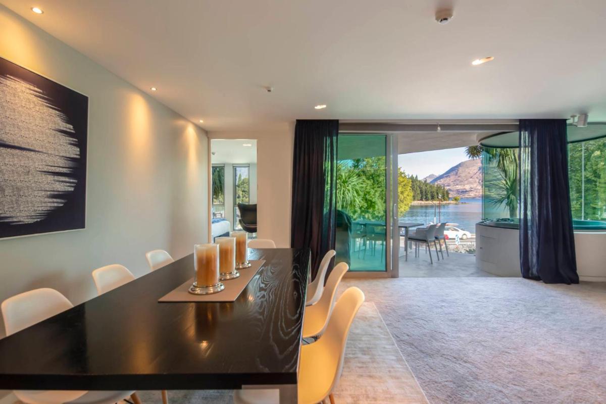 Image 4 of Q1 Luxury Central Apartment