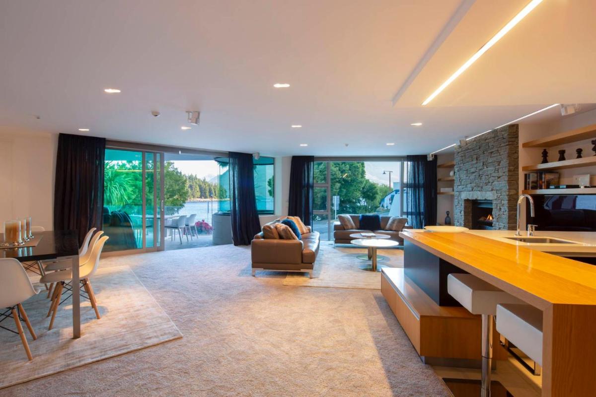 Image 5 of Q1 Luxury Central Apartment