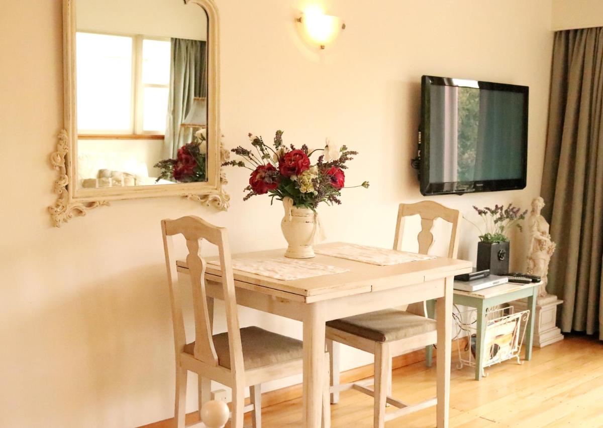 Image 6 of Room for Two