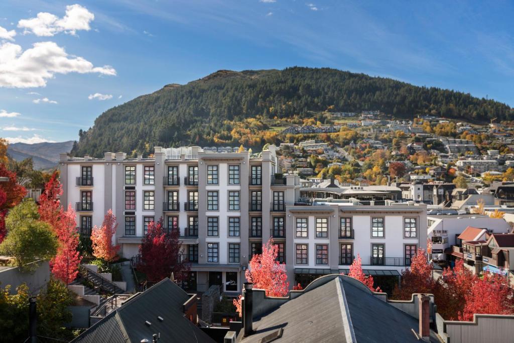 Image 2 of Sofitel Queenstown Hotel & Spa