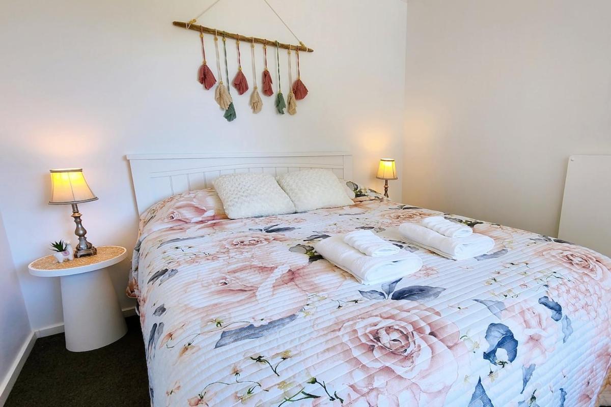 Image 7 of Spacious 5BDR 2BA 2LR plus sleepout Family Home