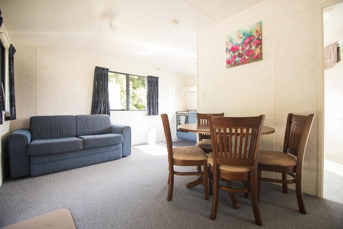 Image 5 of Stratford Motel & Holiday Park