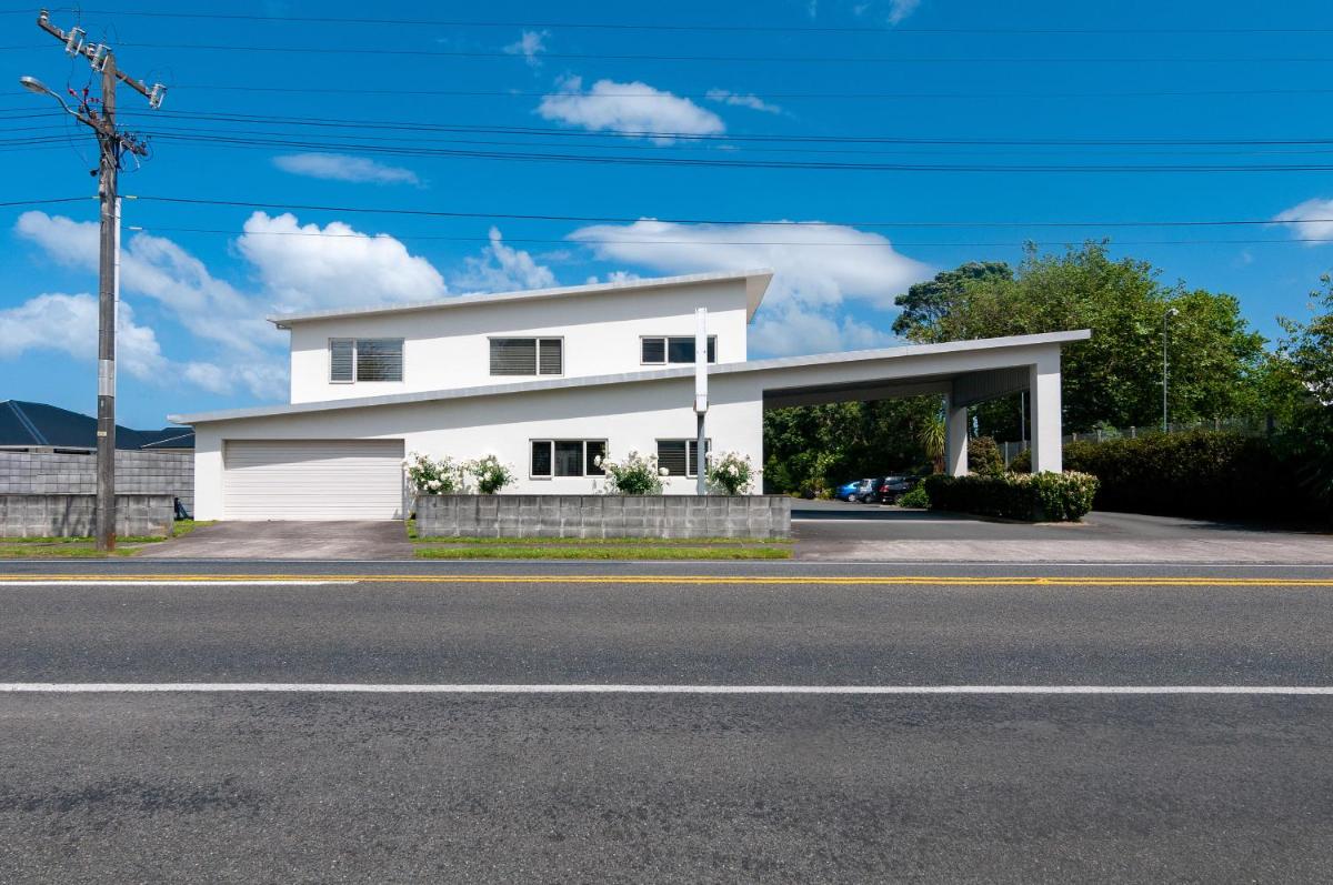 Image 6 of The Park Motel
