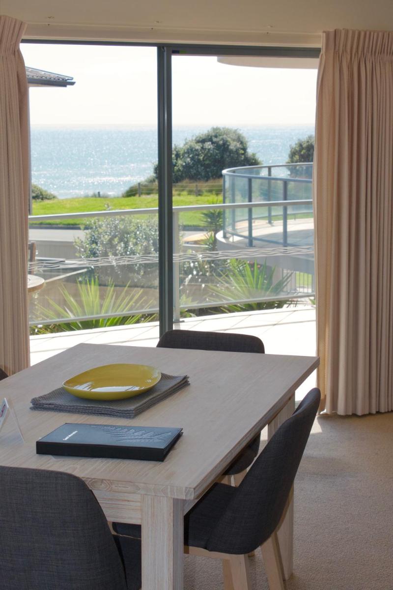 Image 5 of The Reef Beachfront Apartments