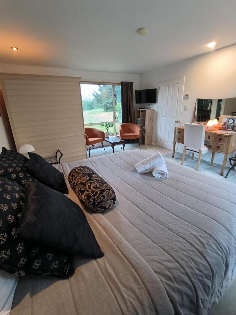 Image 4 of Vibrant Living Retreat