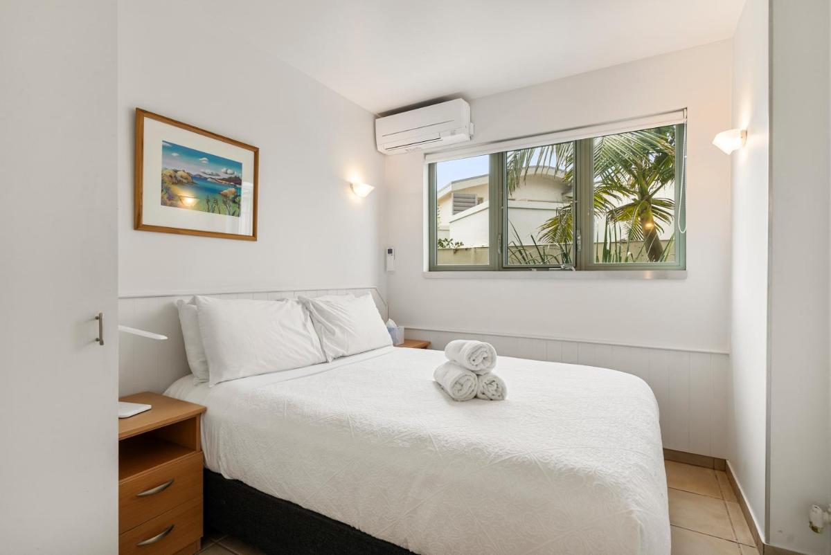 Image 7 of Waiheke Island – Onetangi Beachfront Apartments