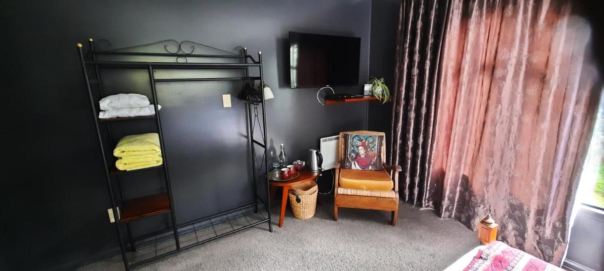 Image 2 of Waitapu Springs B&B