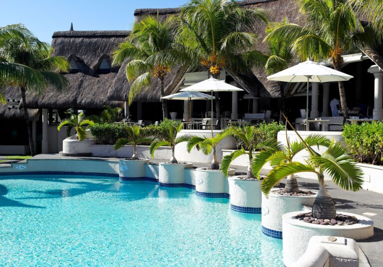 10 Must-Visit Healing Hotels for a Relaxing Getaway in the USA